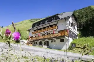 Top 10 hotels in Saint-Lary-Soulan