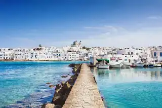 The 11 most beautiful hikes to do in Paros