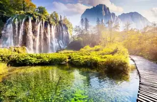 Visit the Plitvice Lakes in Croatia: reservation & rates