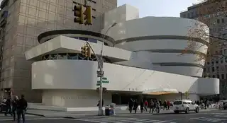 Visit the Guggenheim Museum in New York: tickets, prices, schedules