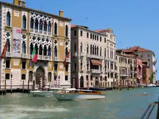 Visit the Ca' d'Oro in Venice: tickets, prices, schedules