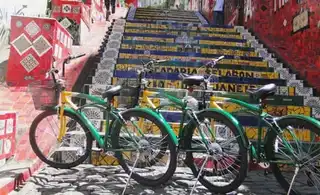 Visit the historic centre of Rio and the Lapa area by bike