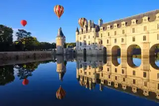 Châteaux de la Loire in Camping-Car: rentals, tips, areas, routes