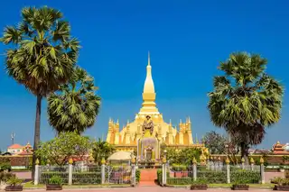 Visit the Pha That Luang temple in Vientiane: tickets, prices, schedules