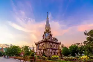 Visit the Wat Chalong Temple in Phuket: tickets, prices, times